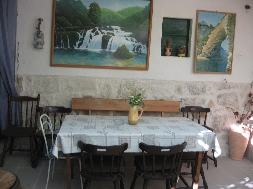 Apartments Darinka Skradin Camera foto